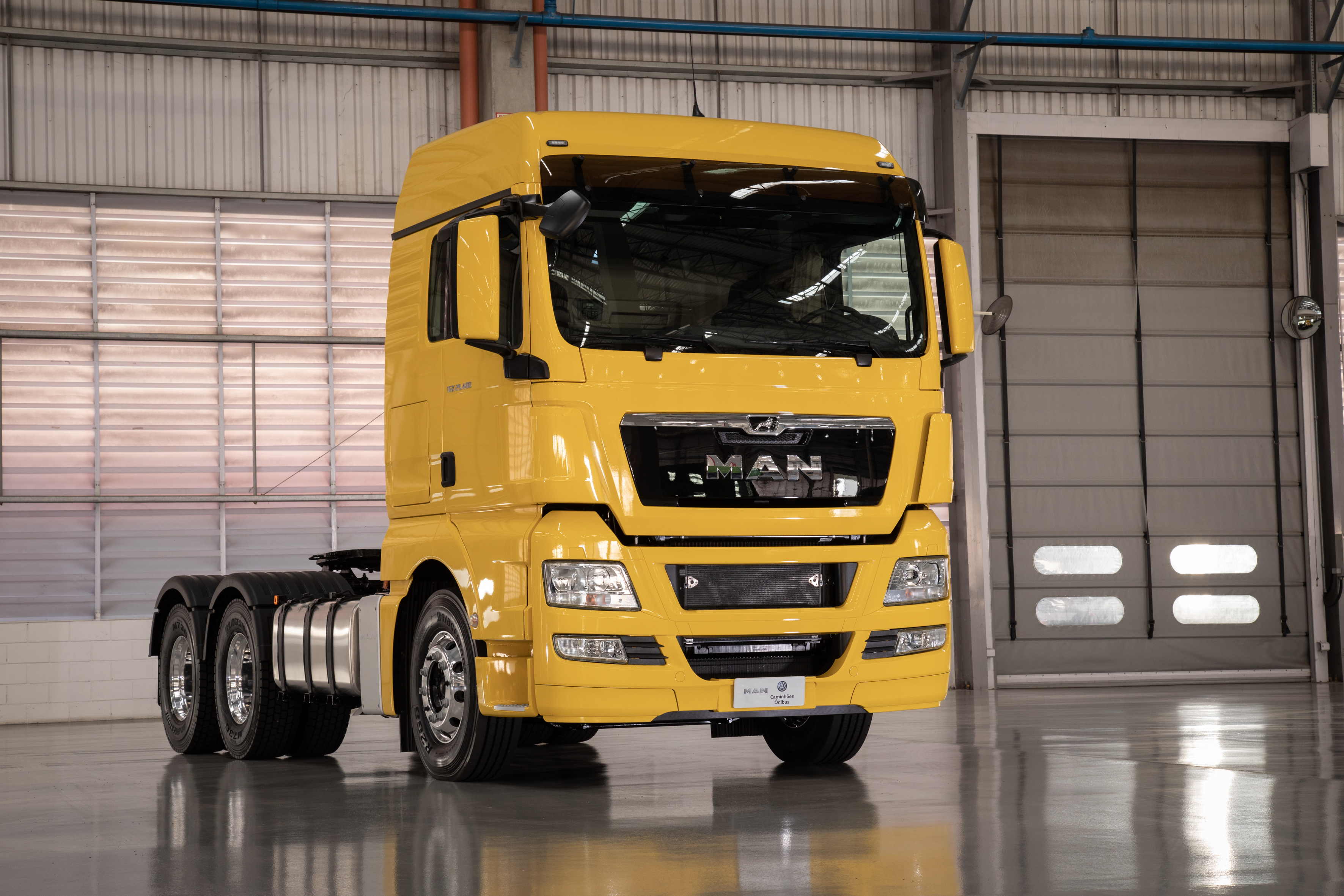 Caminhão MAN TF Diesel
